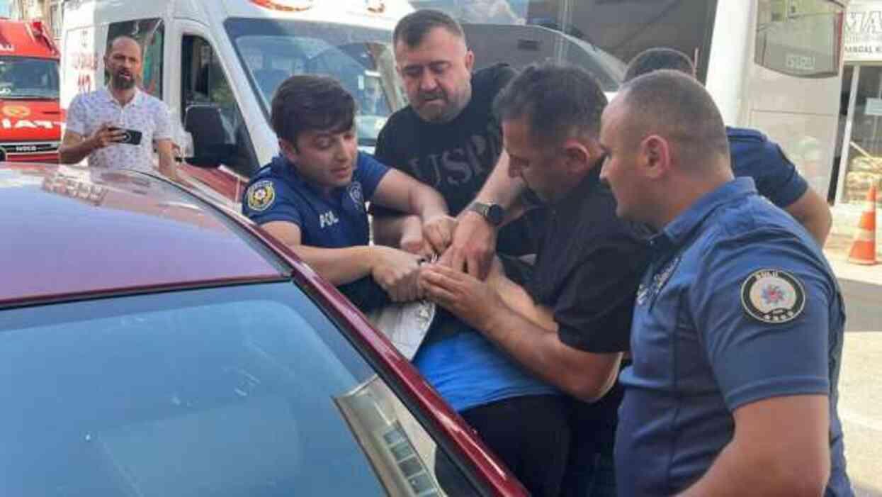 Yasak aşk az kalsın canından ediyordu! Kadının eşine yakalanan adam 3'ncü kattan atladı