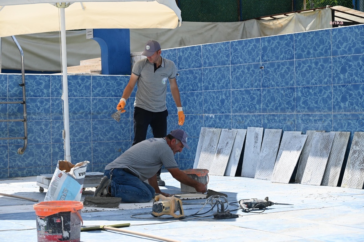 Bozüyük Belediyesi Açık Yüzme Havuzu Çocuklara Hizmet Vermek İçin Hazırlanıyor