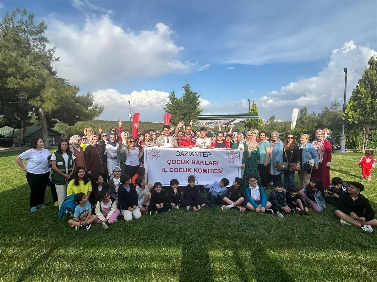 Gaziantep\'te Anne Çocuk Kampı Etkinliği Gerçekleştirildi