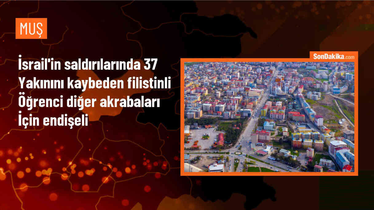 Muş Alparslan Üniversitesi\'ndeki Filistinli öğrenci, Gazze\'deki yakınları için dua ediyor