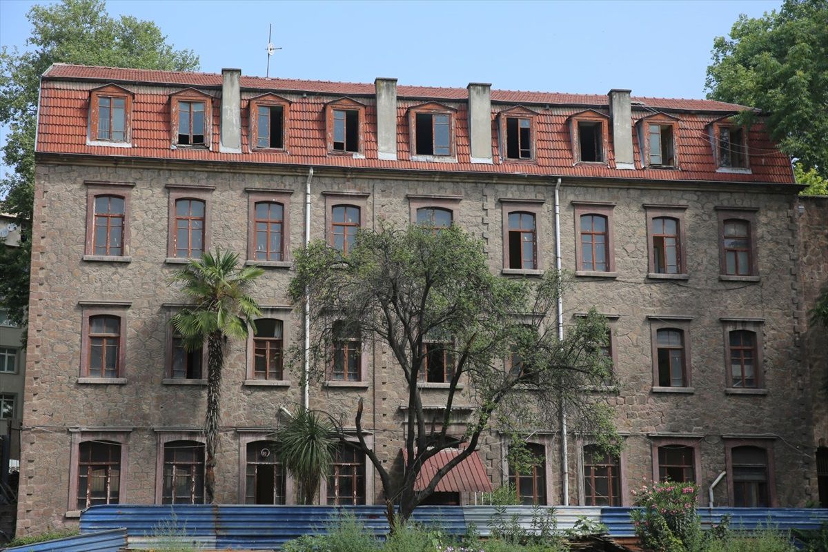İzmit\'teki Fransız Okulu binası restore edilerek halka açılacak