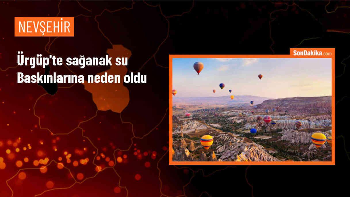 Ürgüp\'te Sağanak Sonucu Konutlar Su Bastı