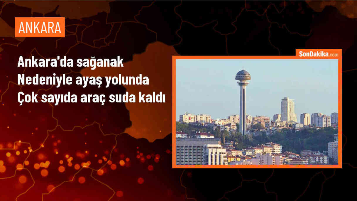 Ankara\'da şiddetli yağış nedeniyle Ayaş yolunda suya gömülen araçlar kurtarıldı