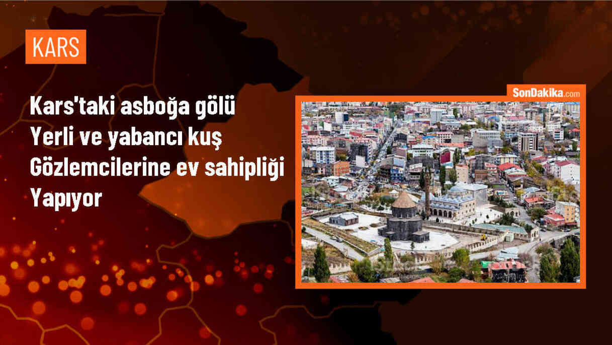 Kars\'ın Sarıkamış ilçesindeki Asboğa Gölü, yerli ve yabancı turistleri ile kuş gözlemcilerini ağırlıyor