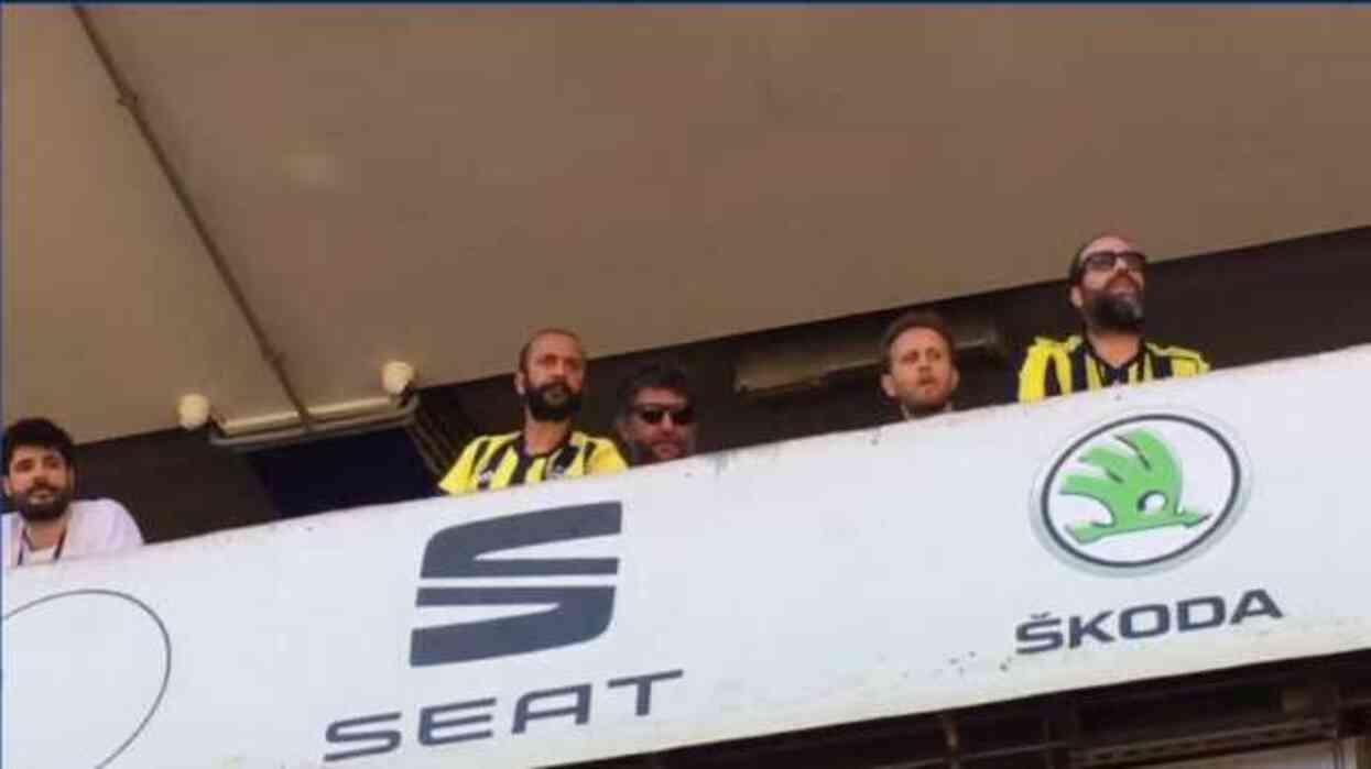 Oyuncu Sarp Akkaya, Fenerbahçe seçimleri sırasında kongre üyelerine küfretti