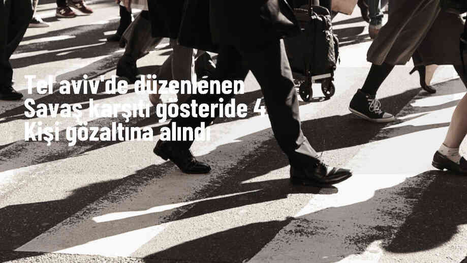 Tel Aviv\'de İsrail\'in Gazze Şeridi\'ndeki katliamlarını protesto