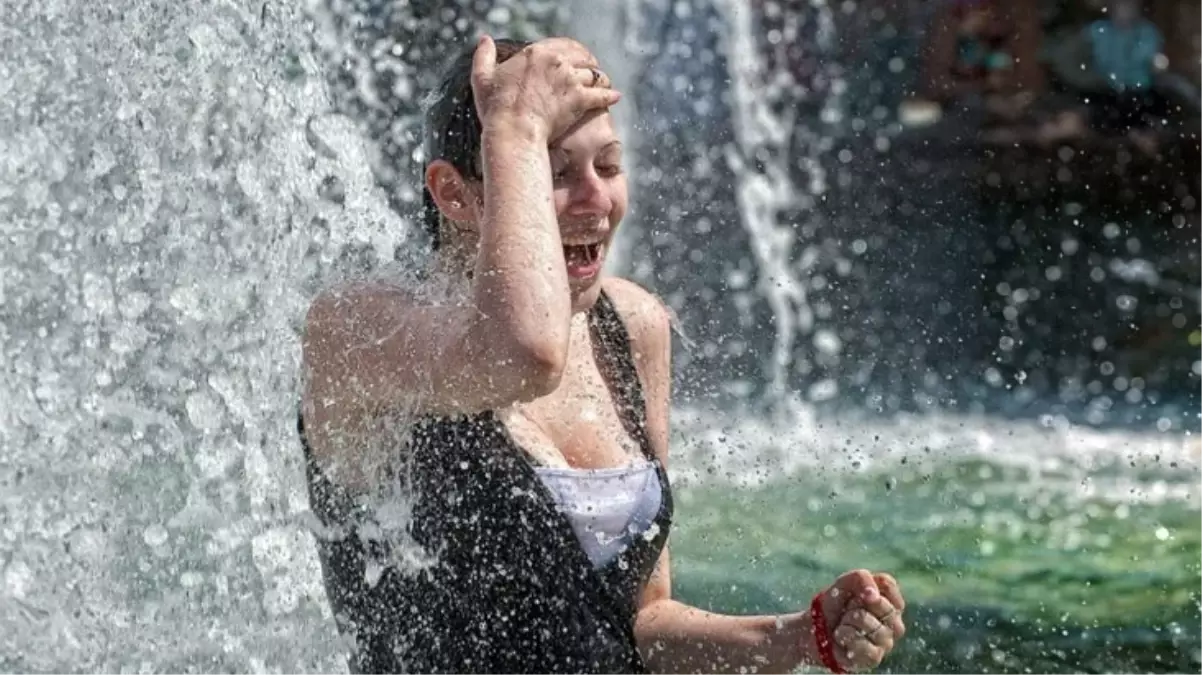 Hava sıcaklığı 12 derece birden artıyor! Meteoroloji\'den "Dışarı çıkmayın" uyarısı