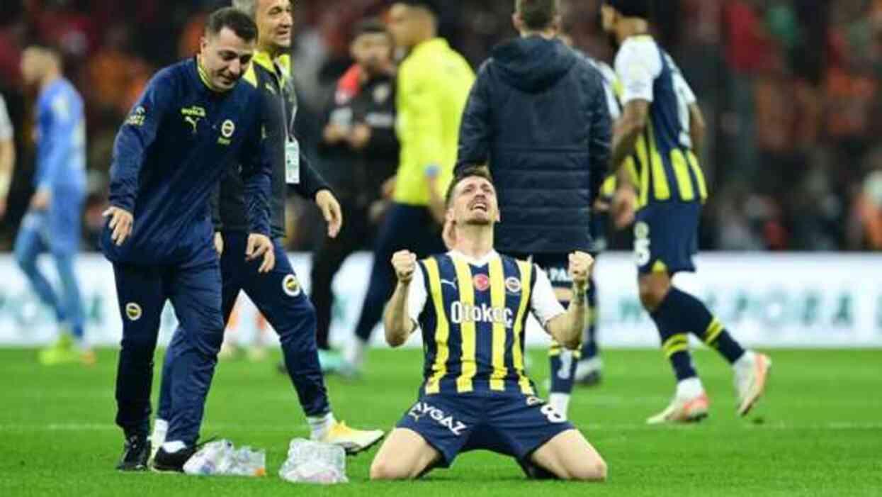 Fenerbahçe, Mert Hakan Yandaş ile 2 yıllık sözleşme imzalayacak