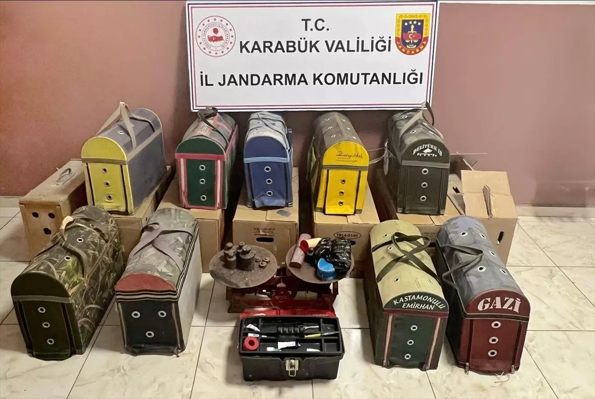 Karabük\'te horoz dövüştürdüğü iddia edilen 16 şüpheli yakalandı