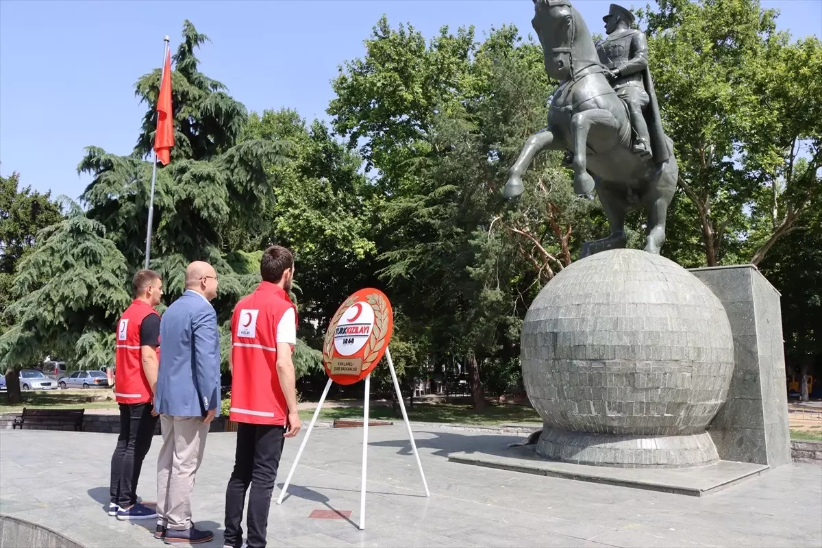 Kırklareli\'nde Türk Kızılayın 156. kuruluş yıl dönümü çelenk töreniyle kutlandı