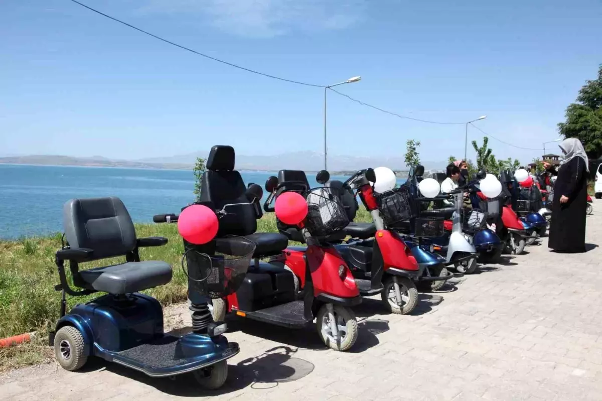 Van İl Emniyet Müdürlüğü\'nde Doğum Günü Partisi