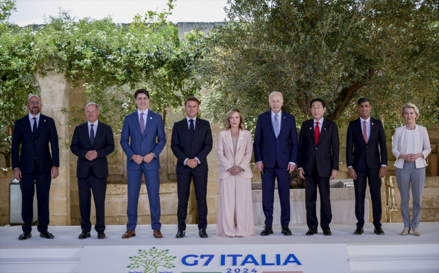 Il primo ministro italiano Meloni è venuto in aiuto di Biden, che si era allontanato dal vertice del G7