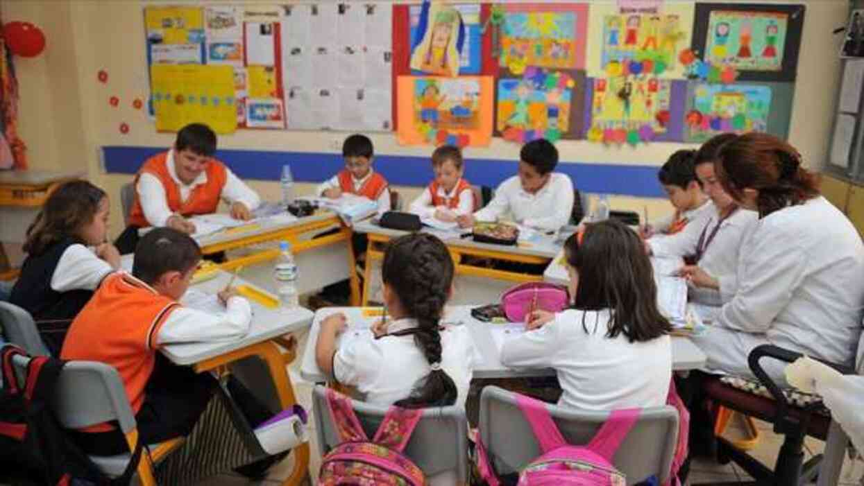 Bakanlık duyurdu, kurallar artık çok katı! Bundan böyle her önüne gelen özel eğitim okulu açamayacak Bakanlık duyurdu, kurallar artık çok katı! Bundan böyle her önüne gelen özel eğitim okulu açamayacak