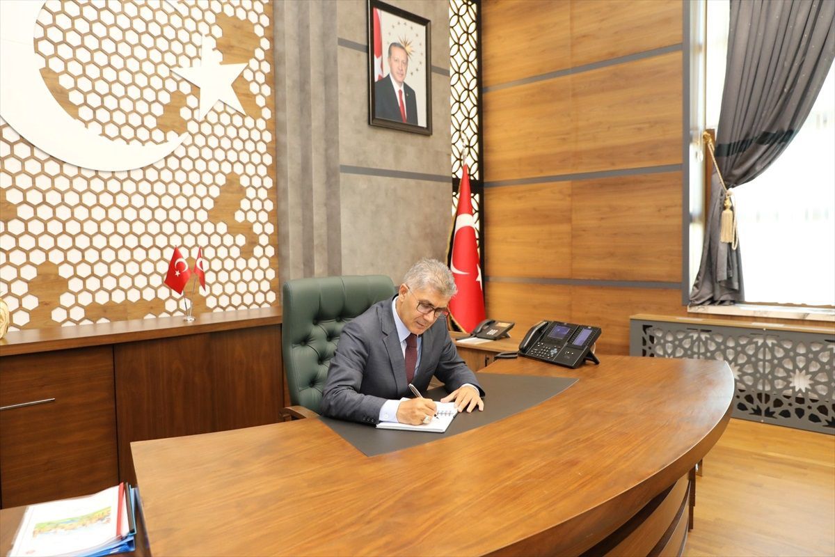 Niğde Valisi Çelik bayram mesajı yayımladı