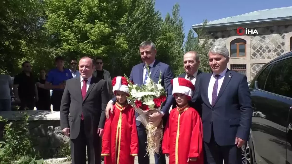 Harika Göğüsler İçin...