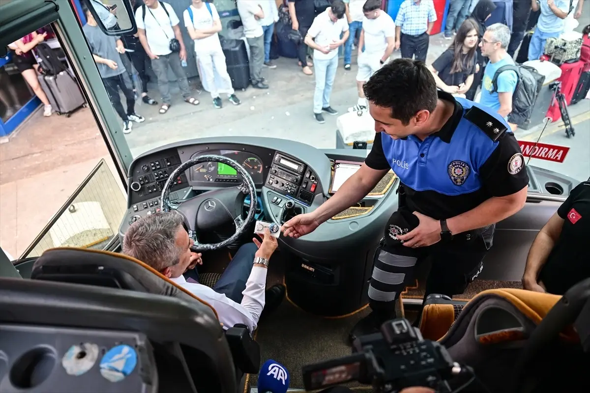 Antalya\'da Yerel Yönetimler