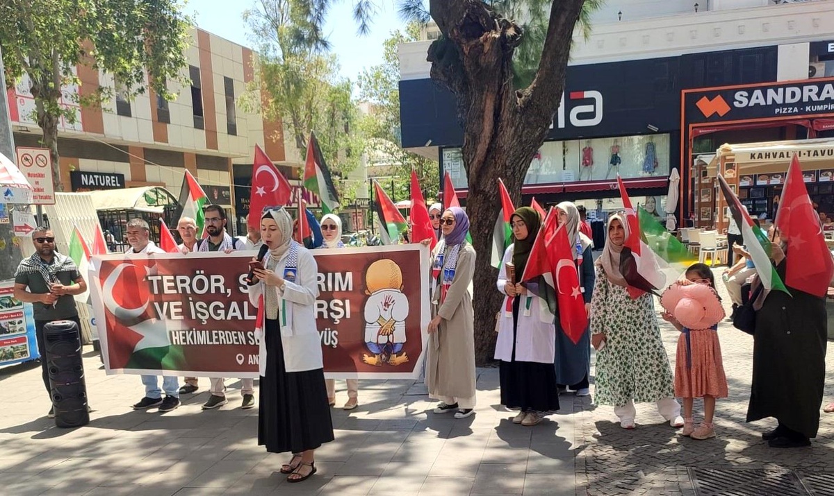 Sörf Yaparken Fok Saldırdı