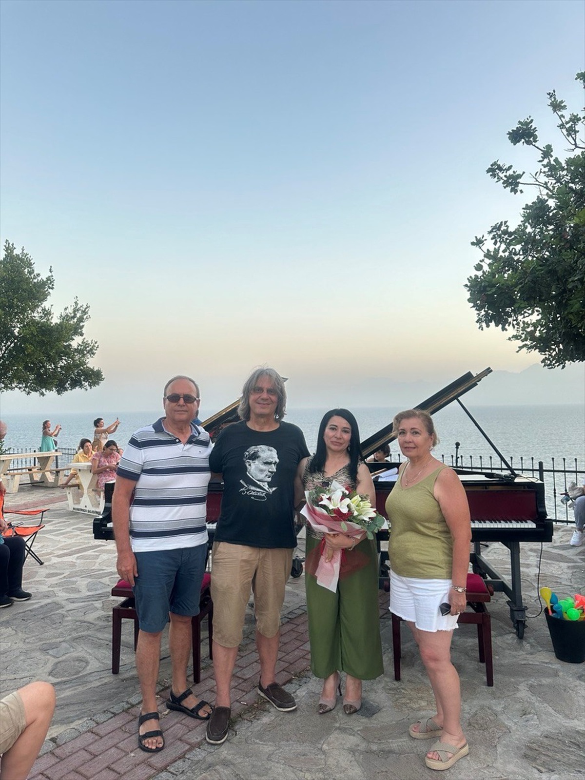 Alman Piyanist Reiner Weiss, Antalya\'da Barış Konseri Verdi