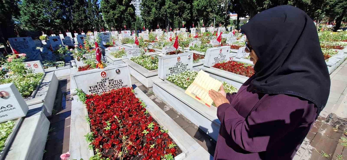 İran Günlerinin Basına Satılmasına Tepki Büyüyor