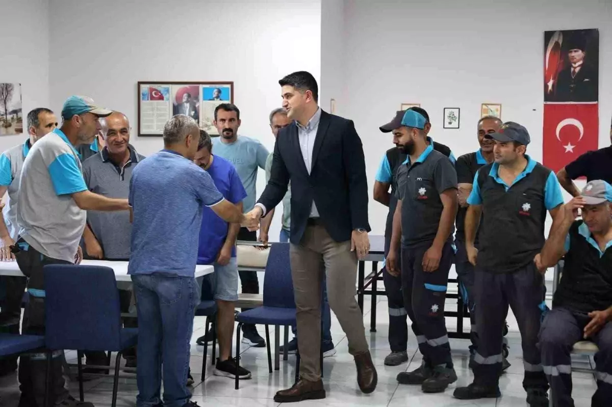 Gelebolu Piri Reis Meslek Yüksek Okulu Öğrencileri Fidan Dikti