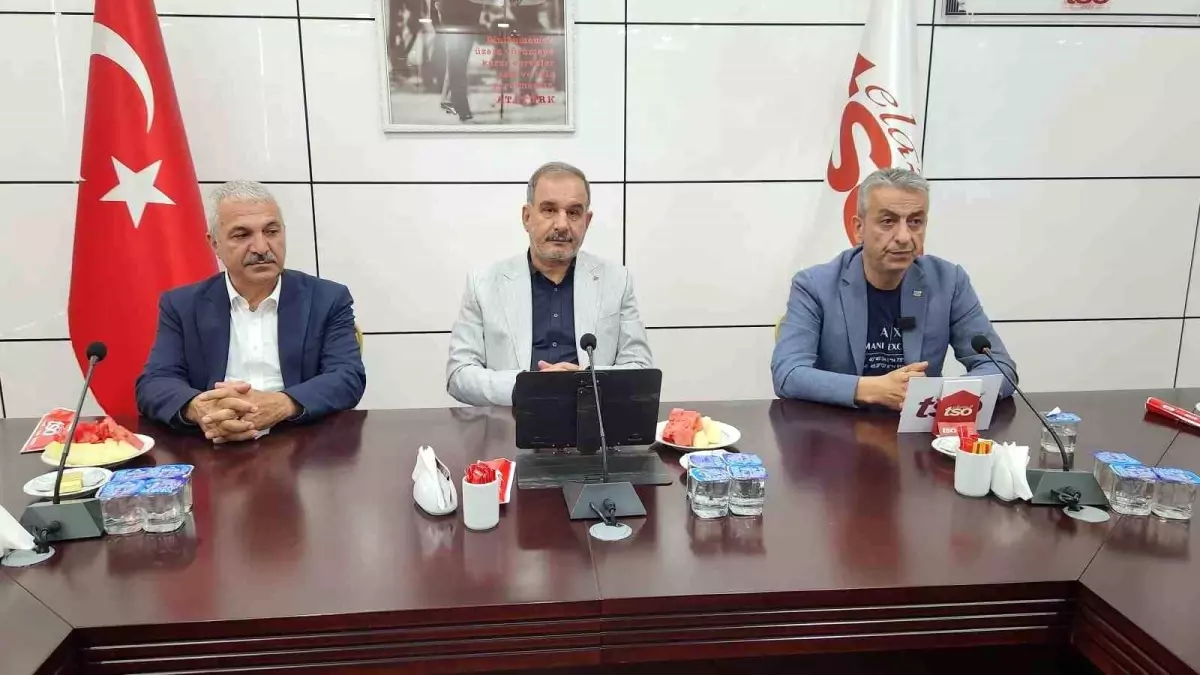 Bayramiç'te Öğrenciler Atletizm Müsabakasında Birbirleriyle Kıyasıya Yarıştı