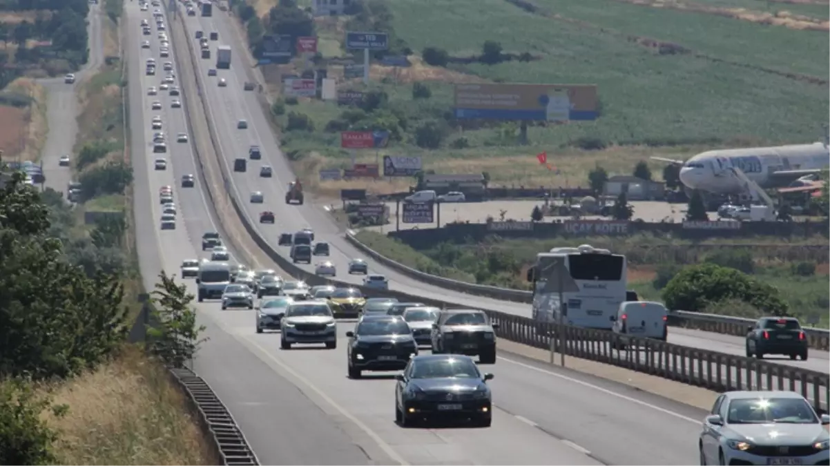 Kurban Bayramı\'nın son gününde tatilcilerin dönüş yolculuğu başladı