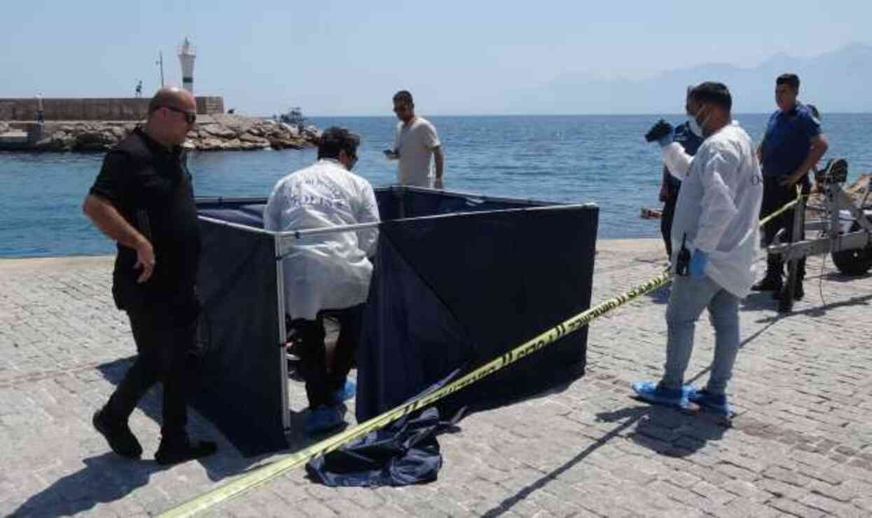 Antalya'da korkunç olay! Kayalıklarda kol, bacak ve başı olmayan ceset bulundu Antalya'da korkunç olay! Kayalıklarda kol, bacak ve başı olmayan ceset bulundu