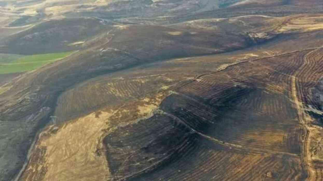 Diyarbakır ve Mardin arasındaki anız yangınında hayatını kaybedenlerin sayısı 6'ya yükseldi