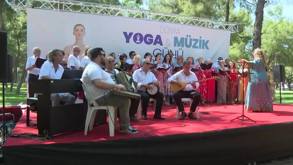 Antalya\'da Dünya Yoga Günü etkinliği düzenlendi