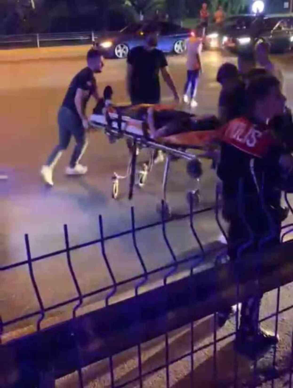 Fatih'te bıçaklı kavga: 3 kişi saldırganı öldürdü