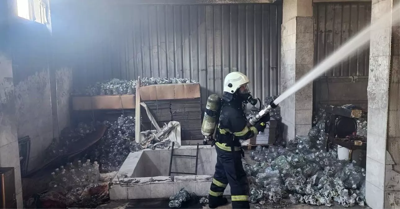 Hatay\'da iş yerinde yangın çıktı