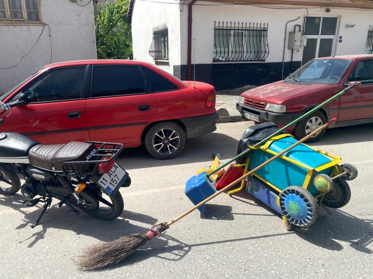 Bilecik\'te Temizlik İşçisi Motosiklet Kazası Sonucu Yaralandı