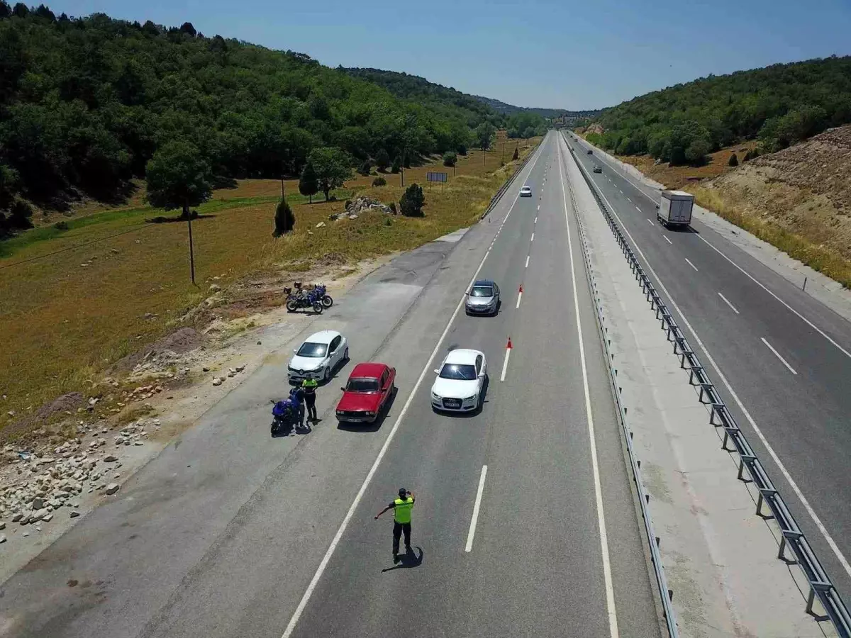 Kütahya\'da Kurban Bayramı dönüşü trafik denetimleri sürüyor