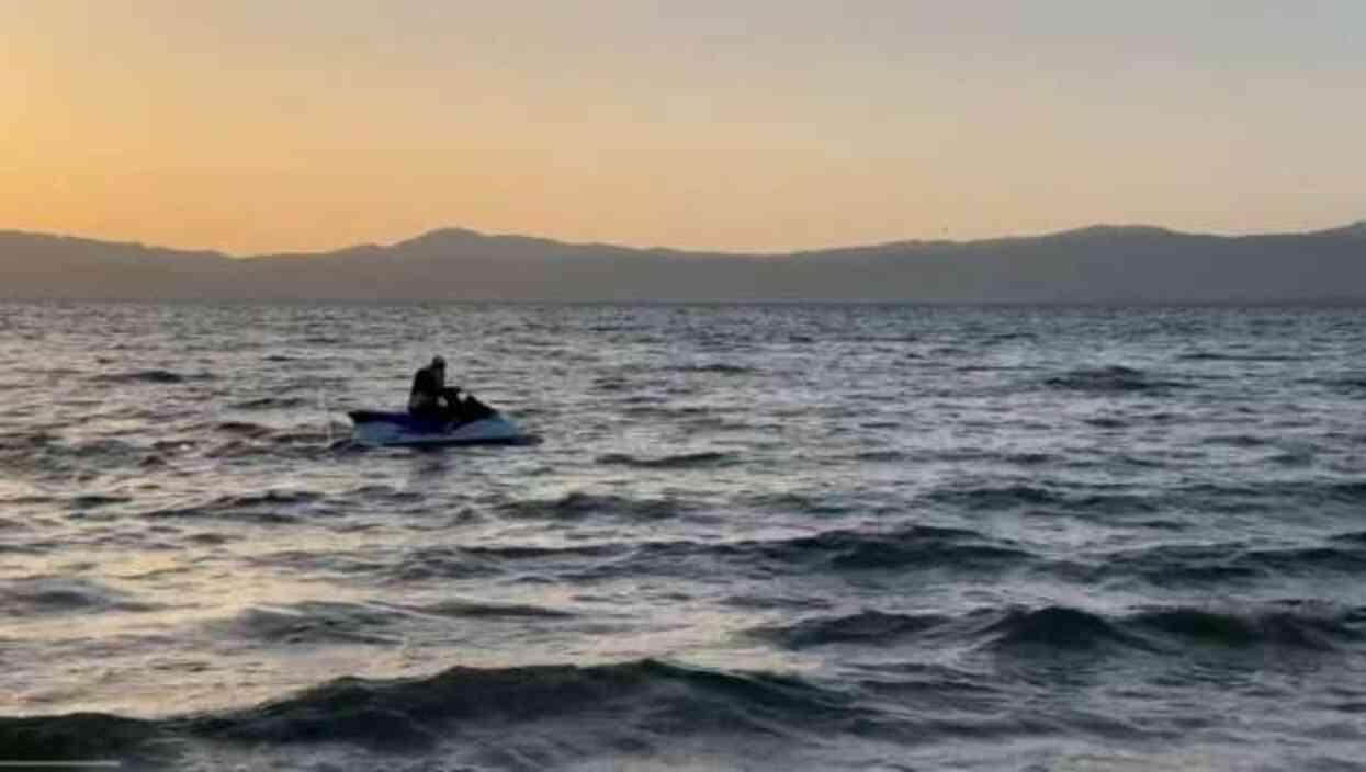 Jet skiden düşen genç kızı jandarma buldu...Dakikalarca hayata döndürmek için uğraştılar