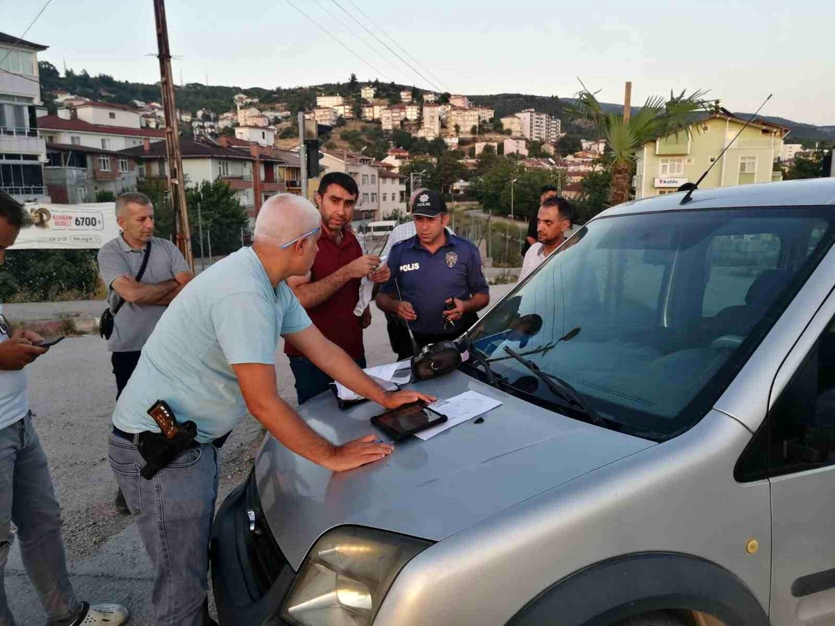 Tokat\'ın Niksar ilçesinde 6 motosiklet sürücüsüne ve bir araca toplamda 119 bin 429 TL ceza kesildi