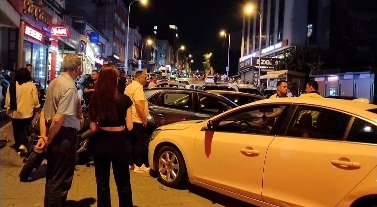 Ataşehir\'de Alkollü Sürücü Kavgası