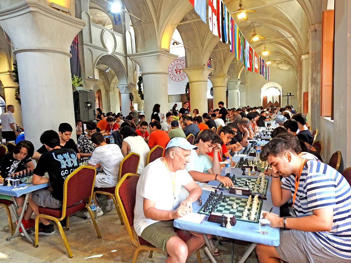 Çeşme Uluslararası Açık Satranç Turnuvası Başladı