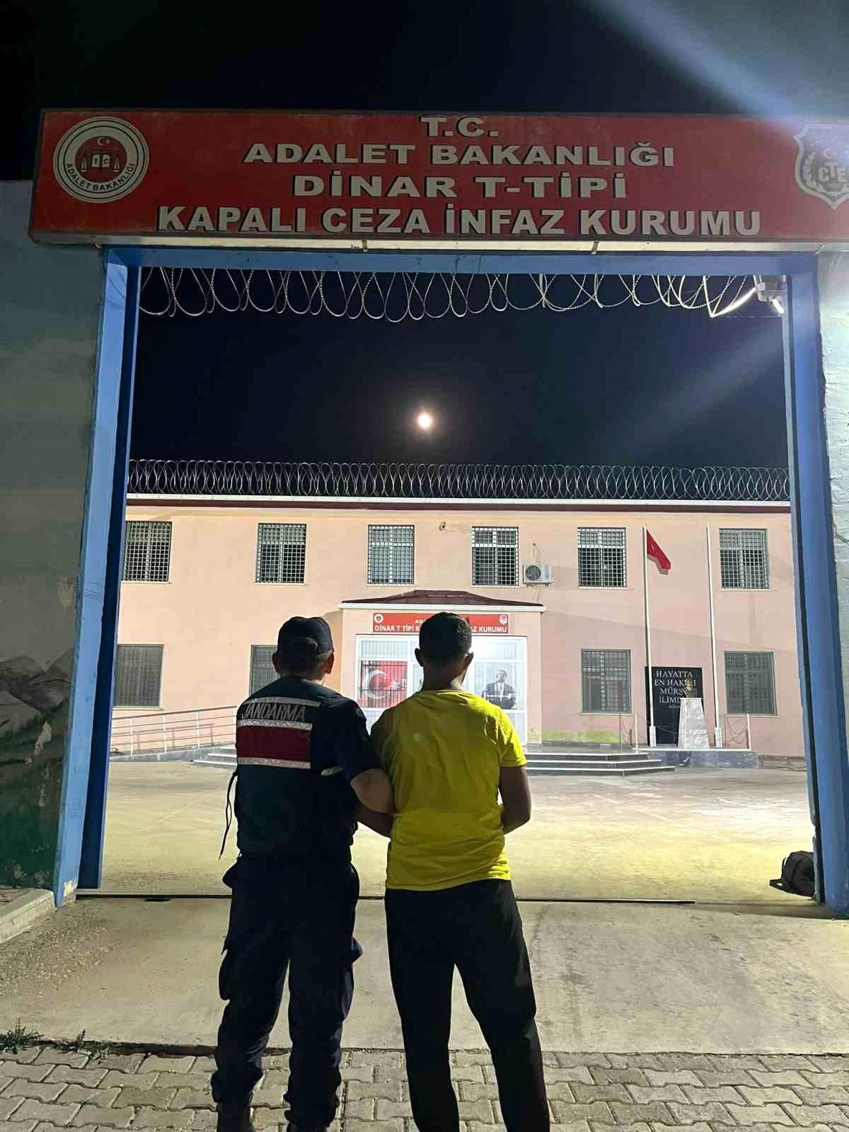 Afyonkarahisar\'da Cinsel İstismar Suçundan Aranan Şahıs Yakalandı