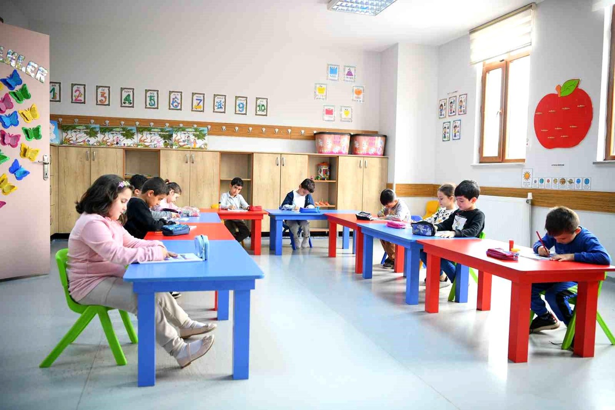 Çayırova Belediyesi\'nden miniklere okul öncesi eğitim imkanı
