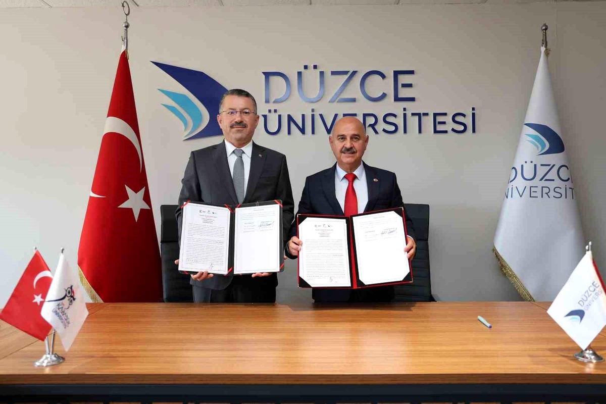Düzce Üniversitesi, Karabük Üniversitesi ile iş birliği protokolleri imzaladı