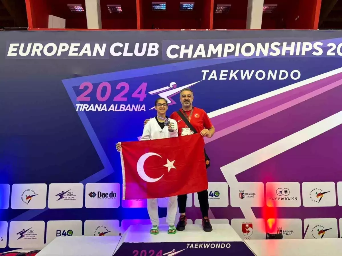 Elazığlı Sporcu Ebrar Acar Arnavutluk\'ta Şampiyon Oldu