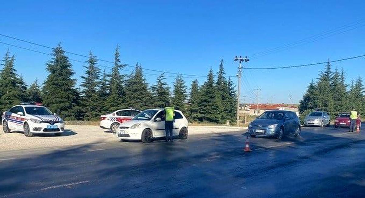 Eskişehir\'de Bayram Tatili Boyunca 7 Bin 240 Araç Kontrol Edildi