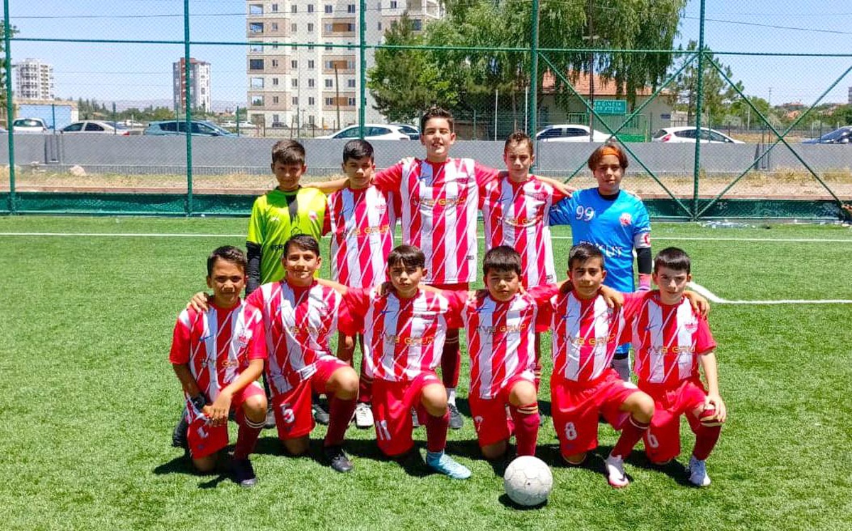 Kayseri U-11 Futbol Ligi Süleyman Özçınar Sezonu Klasman Grubu Maçları Tamamlandı