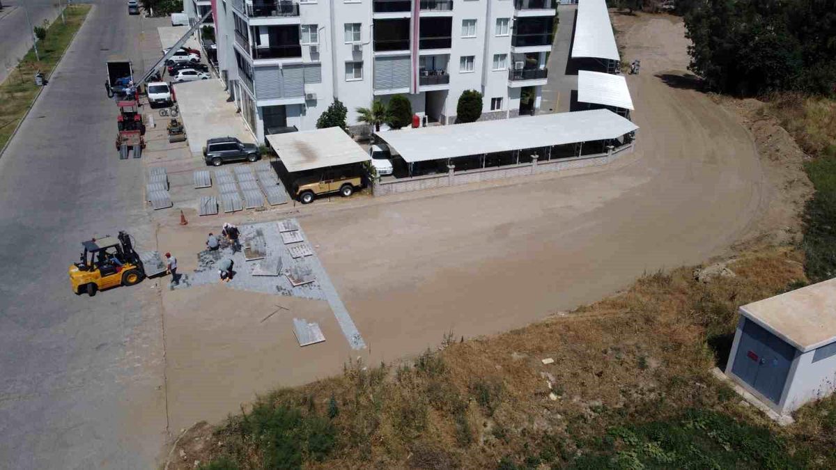 Nazilli Belediyesi Fen İşleri Müdürlüğü Yeni Yol Açma Çalışmalarına Başladı