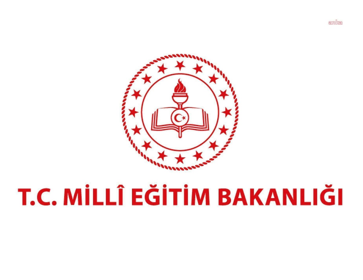 Milli Eğitim Bakanı Yusuf Tekin, yeni müfredatı öğretmenlere tanıtacak