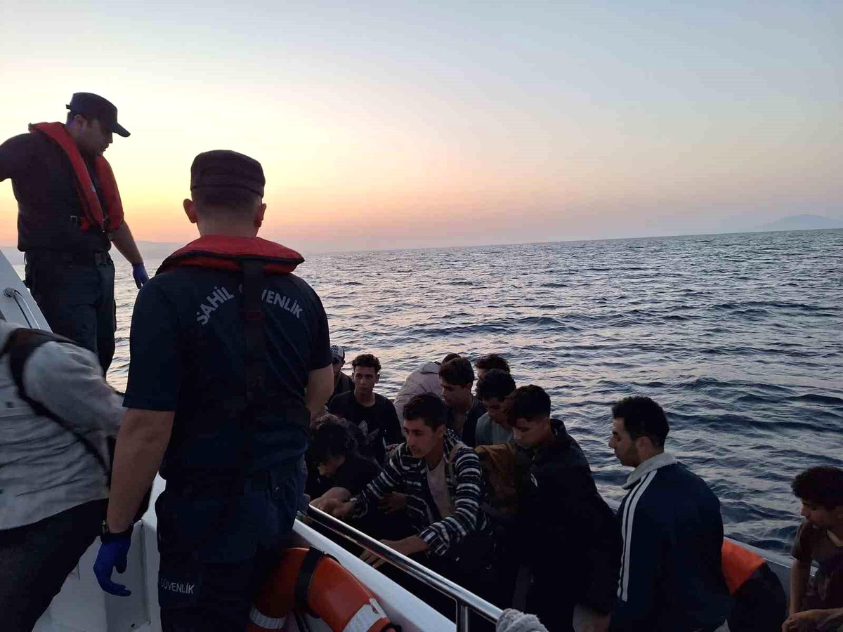 Bodrum açıklarında 15\'i çocuk 29 düzensiz göçmen yakalandı