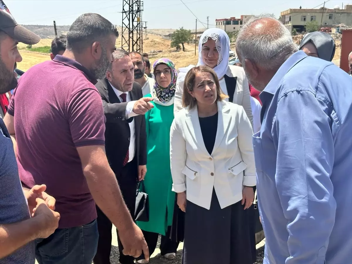 Aile ve Sosyal Hizmetler Bakan Yardımcısı Madak, anız yangınında hayatını kaybedenlerin yakınlarına ziyarette bulundu