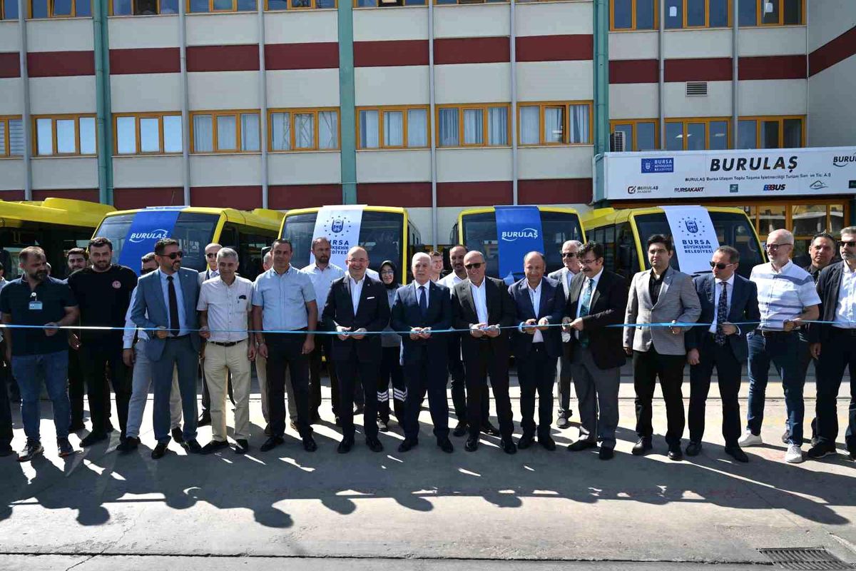 Bursa Büyükşehir Belediyesi, Lüks Makam Araçlarını Mikrobüslerle Takas Etti
