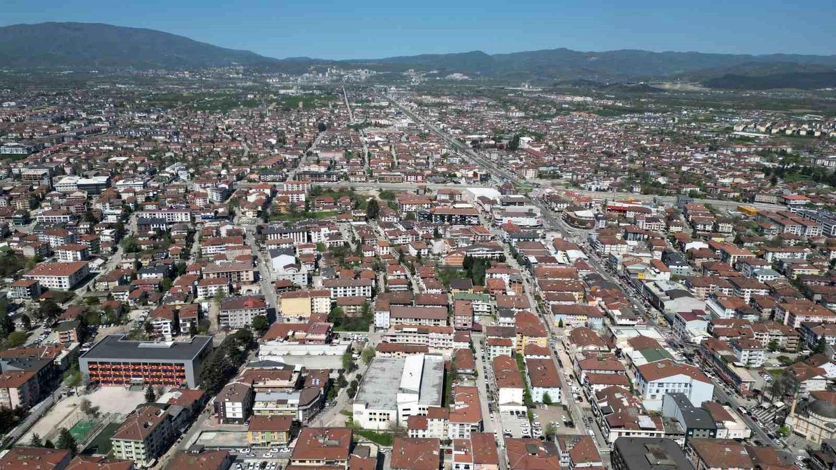 Düzce\'de İnşaat Ruhsatları ve Kaçak Yapılara Cezalar