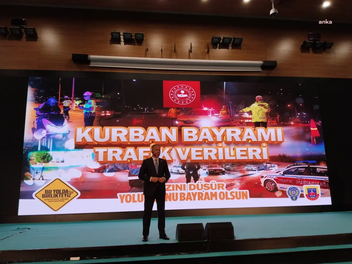 İçişler Bakanı Yerlikaya: "Bayram Tatilinde 7 Bin 216 Kaza Meydana Geldi, 72 Kişi Hayatını Kaybetti"